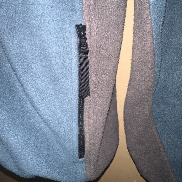 Helly Hansen Fleece Full Zip Jacket Medium Gently worn 100% polyester fleece - Picture 3 of 6